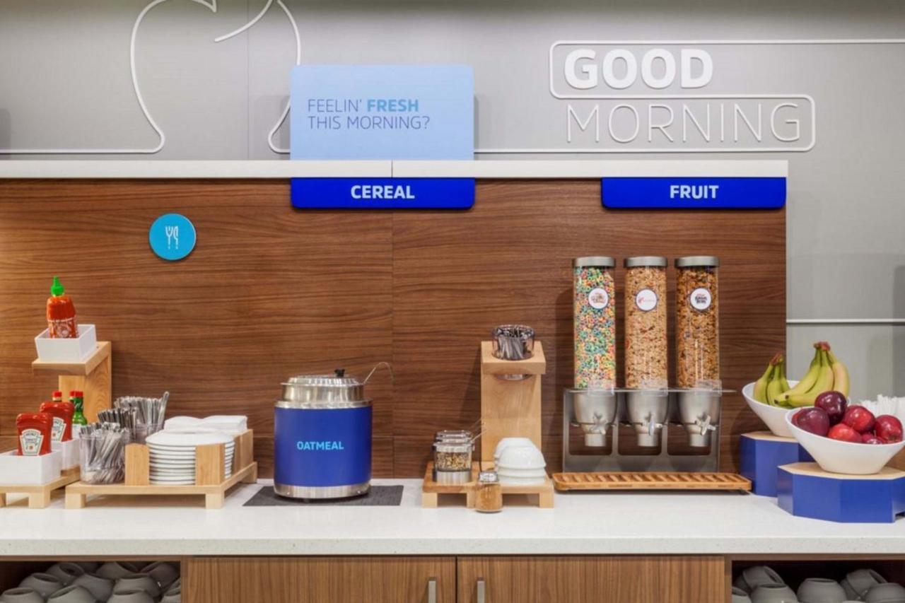 Holiday Inn Express Hotel & Suites Idaho Falls By Ihg Ngoại thất bức ảnh