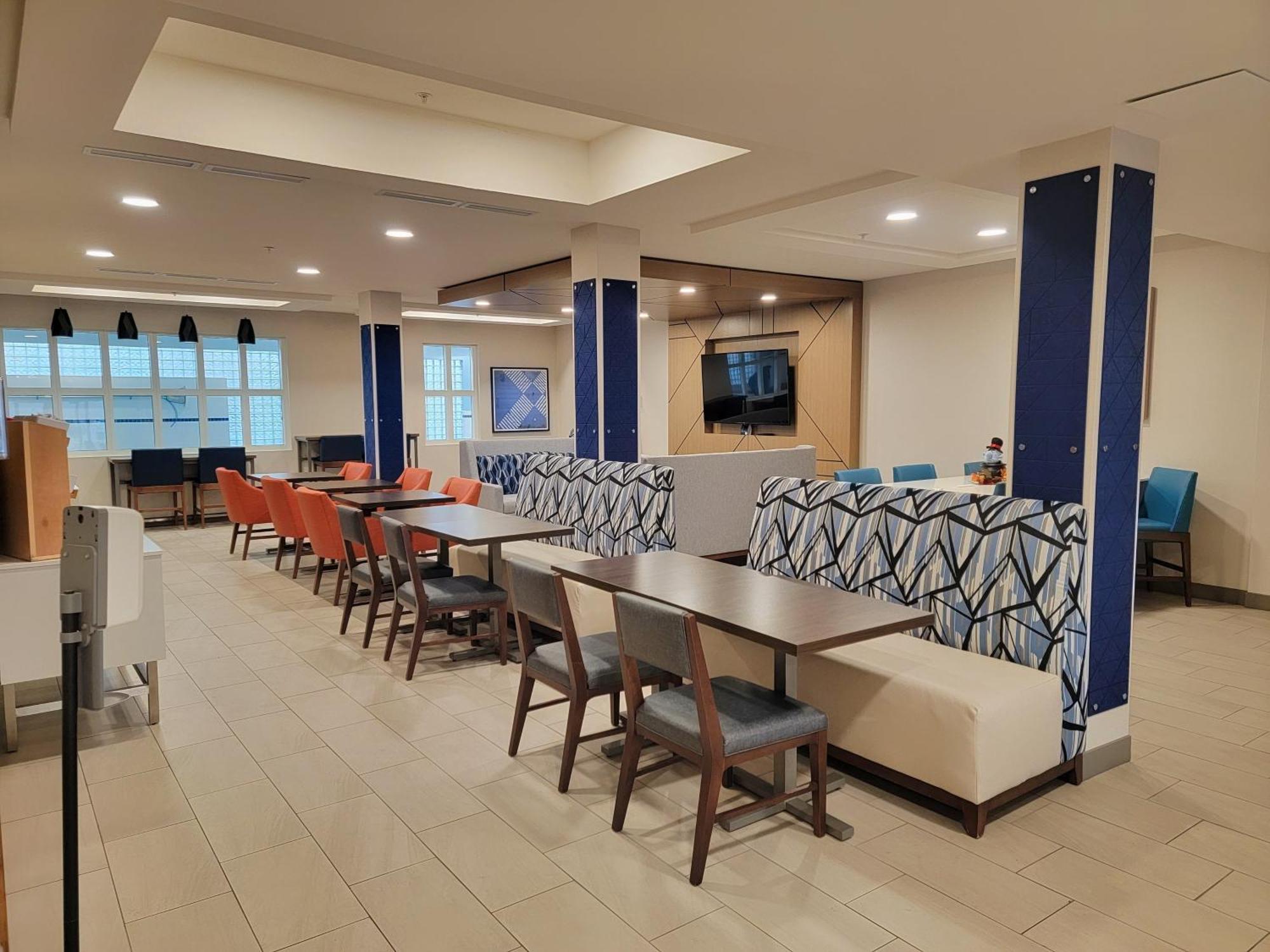 Holiday Inn Express Hotel & Suites Idaho Falls By Ihg Ngoại thất bức ảnh