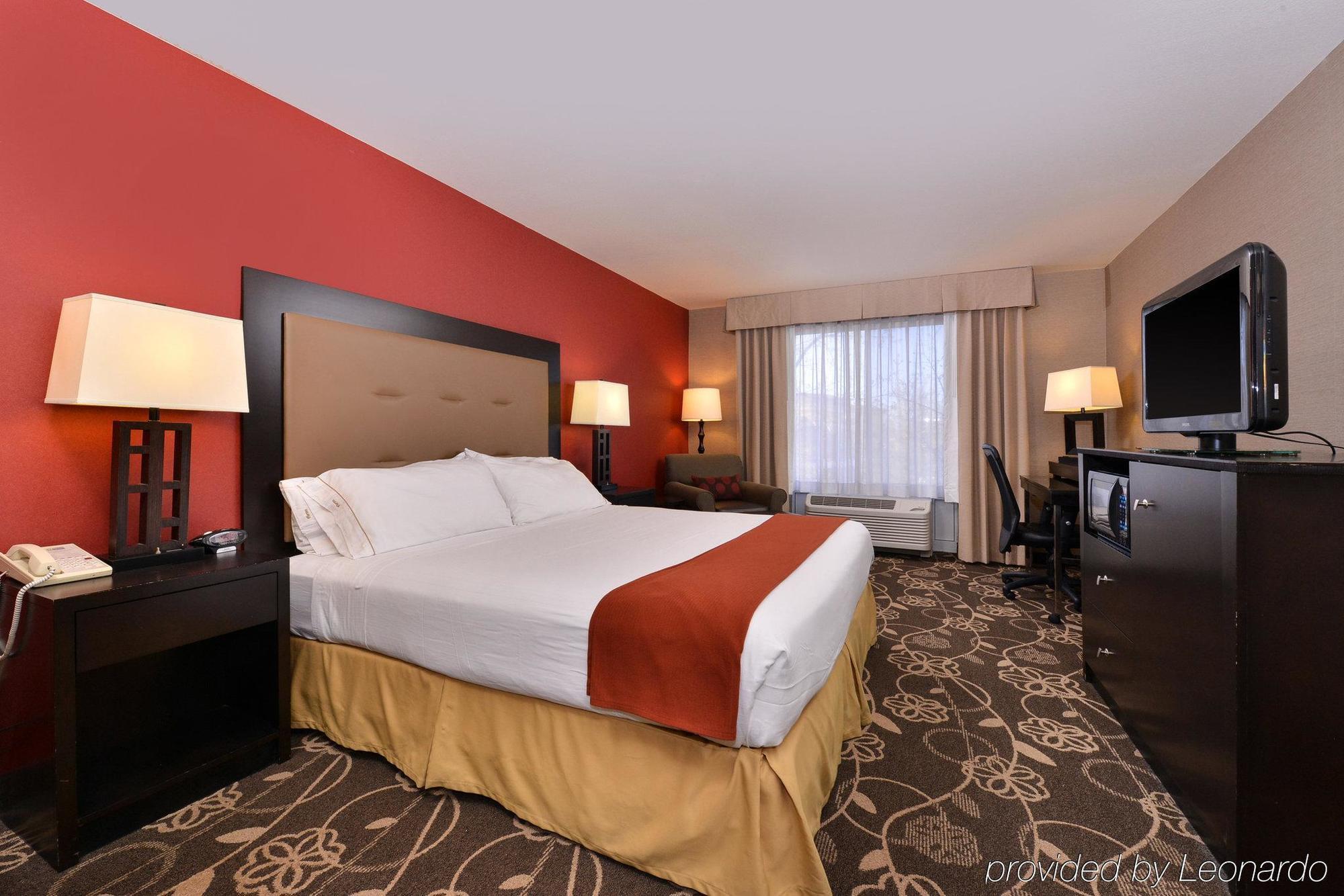 Holiday Inn Express Hotel & Suites Idaho Falls By Ihg Ngoại thất bức ảnh